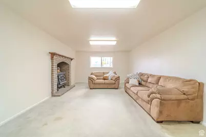 470 N 400 E, Roosevelt, UT 84066 - Photo 13