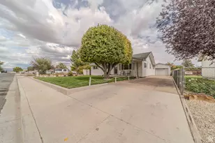 470 N 400 E, Roosevelt, UT 84066 - Photo 3