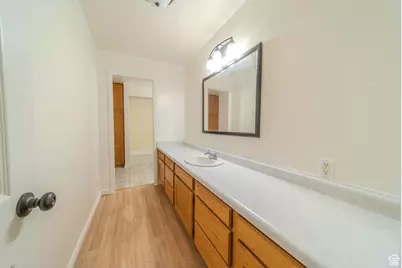 470 N 400 E, Roosevelt, UT 84066 - Photo 17