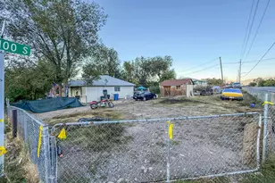 3087 S 9150 W, Magna, UT 84044 - Photo 3