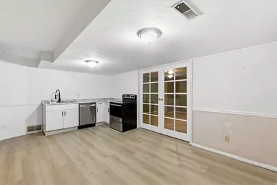 8797 Hidden Oak Dr, Cottonwood Heights, UT 84121 - Photo 25