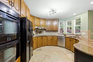 8797 Hidden Oak Dr, Cottonwood Heights, UT 84121 - Photo 21