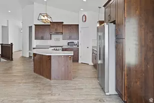 7566 W Box Leaf Circle, Herriman, UT 84096 - Photo 17