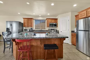 2454 W 1775 S, West Haven, UT 84401 - Photo 9