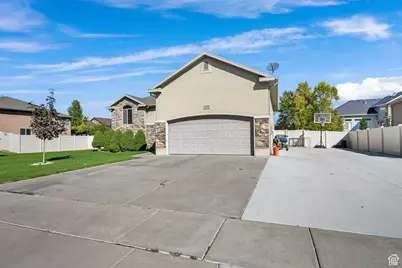 2454 W 1775 S, West Haven, UT 84401 - Photo 3