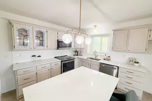 851 E 400 S, Smithfield, UT 84335 - Photo 9