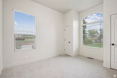 1260 N 200 W, Bountiful, UT 84010 - Photo 7
