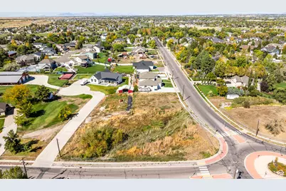 786 S Angel St #6, Kaysville, UT 84037 - Photo 3