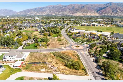 786 S Angel St #6, Kaysville, UT 84037 - Photo 1