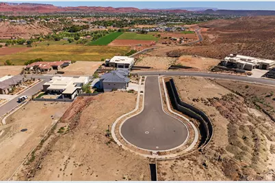 3942 Sunrise Dr, Santa Clara, UT 84765 - Photo 21