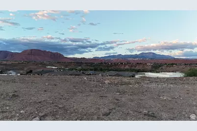 3942 Sunrise Dr, Santa Clara, UT 84765 - Photo 23