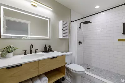 7581 S Prospector Dr E, Cottonwood Heights, UT 84121 - Photo 19