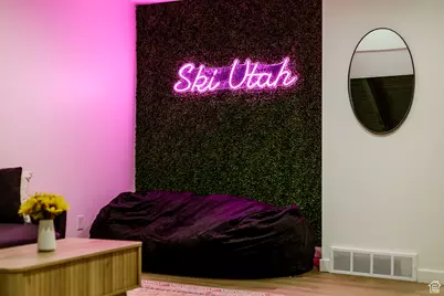 7581 S Prospector Dr E, Cottonwood Heights, UT 84121 - Photo 15