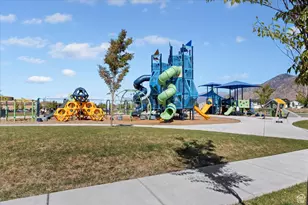 805 S Greenway Dr, Springville, UT 84663 - Photo 31