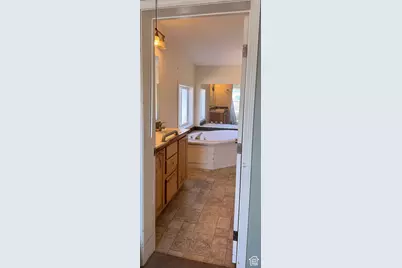 2620 South Eagle Dr, Garden City, UT 84028 - Photo 11