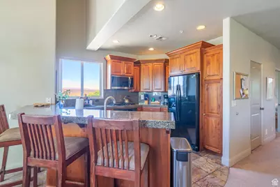 1839 W Canyon View Dr #204, Saint George, UT 84770 - Photo 27