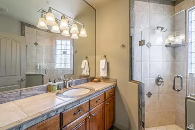 1839 W Canyon View Dr #204, Saint George, UT 84770 - Photo 15