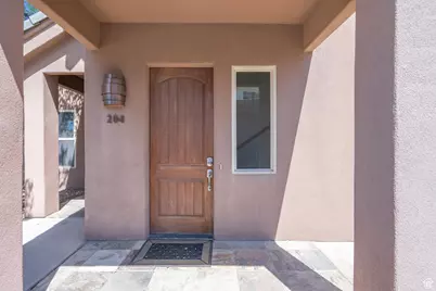 1839 W Canyon View Dr #204, Saint George, UT 84770 - Photo 9