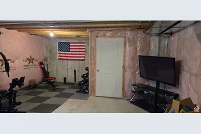 1052 E Regatta Ln, Saratoga Springs, UT 84045 - Photo 25