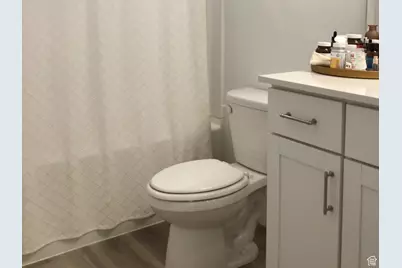 1052 E Regatta Ln, Saratoga Springs, UT 84045 - Photo 11