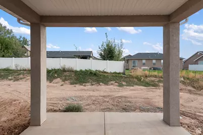 132 E 1500 N, Nephi, UT 84648 - Photo 23
