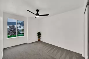 1454 E 1370 S, Provo, UT 84606 - Photo 17