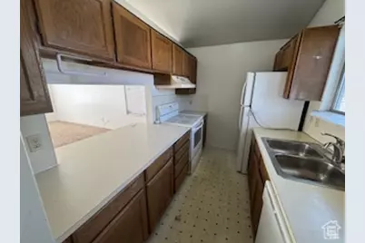 4050 W Mann Way, West Valley, UT 84120 - Photo 7