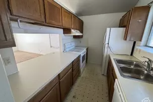 4050 W Mann Way, West Valley, UT 84120 - Photo 7