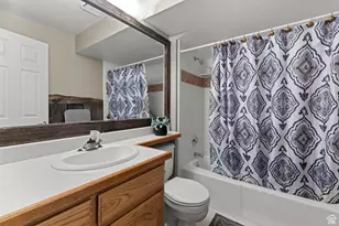 22 Hillsborough Dr, Pleasant View, UT 84414 - Photo 31