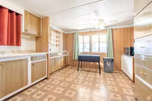 200 E 400 S, Washington, UT 84780 - Photo 11