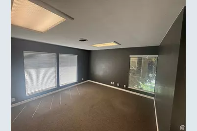 4625 S 2300 E, Holladay, UT 84117 - Photo 5