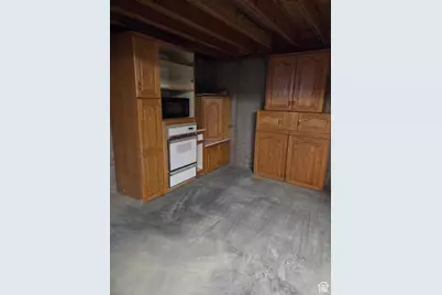 1402 Shepherd Dr, Wellington, UT 84542 - Photo 39