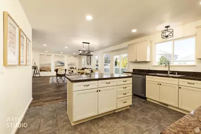 2151 E Cedar Trails Way, Eagle Mountain, UT 84005 - Photo 19