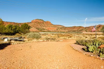 530 W Powell Dr, Kanab, UT 84741 - Photo 27