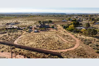 530 W Powell Dr, Kanab, UT 84741 - Photo 37