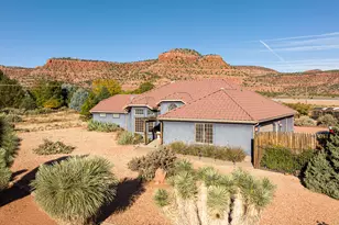 530 W Powell Dr, Kanab, UT 84741 - Photo 1