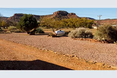 530 W Powell Dr, Kanab, UT 84741 - Photo 29