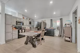 1258 W Rock River Rd, West Valley, UT 84119 - Photo 13