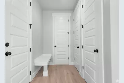 504 W Maidengrass Way, Draper, UT 84020 - Photo 7