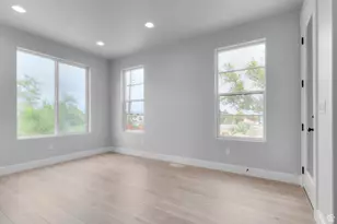 504 W Maidengrass Way, Draper, UT 84020 - Photo 11