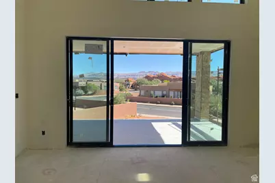 3257 S Drifting Dunes Ln, Hurricane, UT 84737 - Photo 7