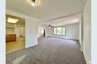 629 N 400 E, Roosevelt, UT 84066 - Photo 7