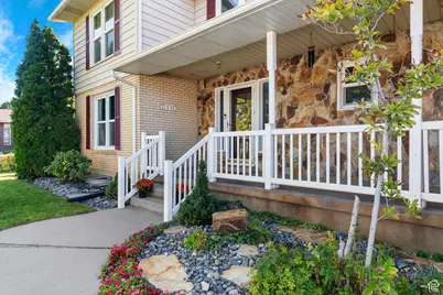 5415 S 300 W, Washington Terrace, UT 84405 - Photo 3