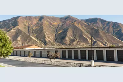 1810 W 300 S #A, Mapleton, UT 84664 - Photo 3