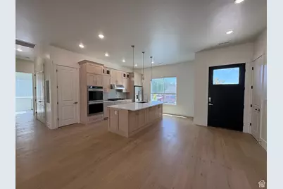 68 W 4750 N, Provo, UT 84604 - Photo 3