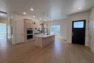 68 W 4750 N, Provo, UT 84604 - Photo 3