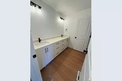 730 E 1250 S, Hyrum, UT 84319 - Photo 19