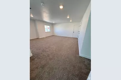 730 E 1250 S, Hyrum, UT 84319 - Photo 17