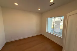 730 E 1250 S, Hyrum, UT 84319 - Photo 3