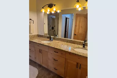 827 N Palisade Dr, Moab, UT 84532 - Photo 9